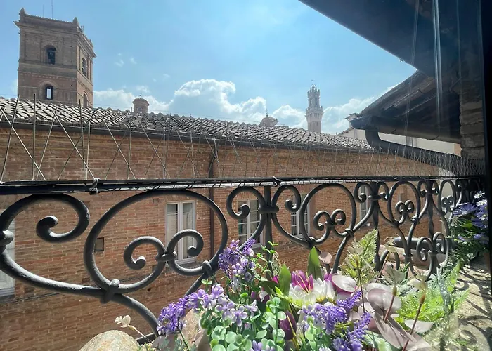 Apartman La Loggia Near Piazza Del Campo *